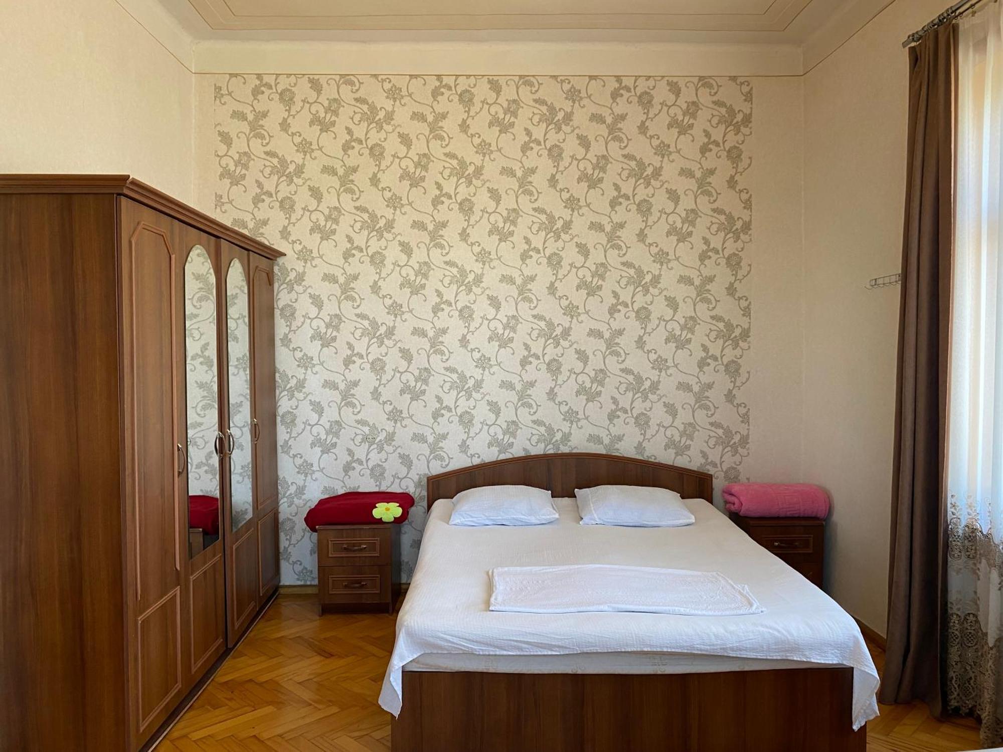 Valiko House In Telavi Hotel Ngoại thất bức ảnh