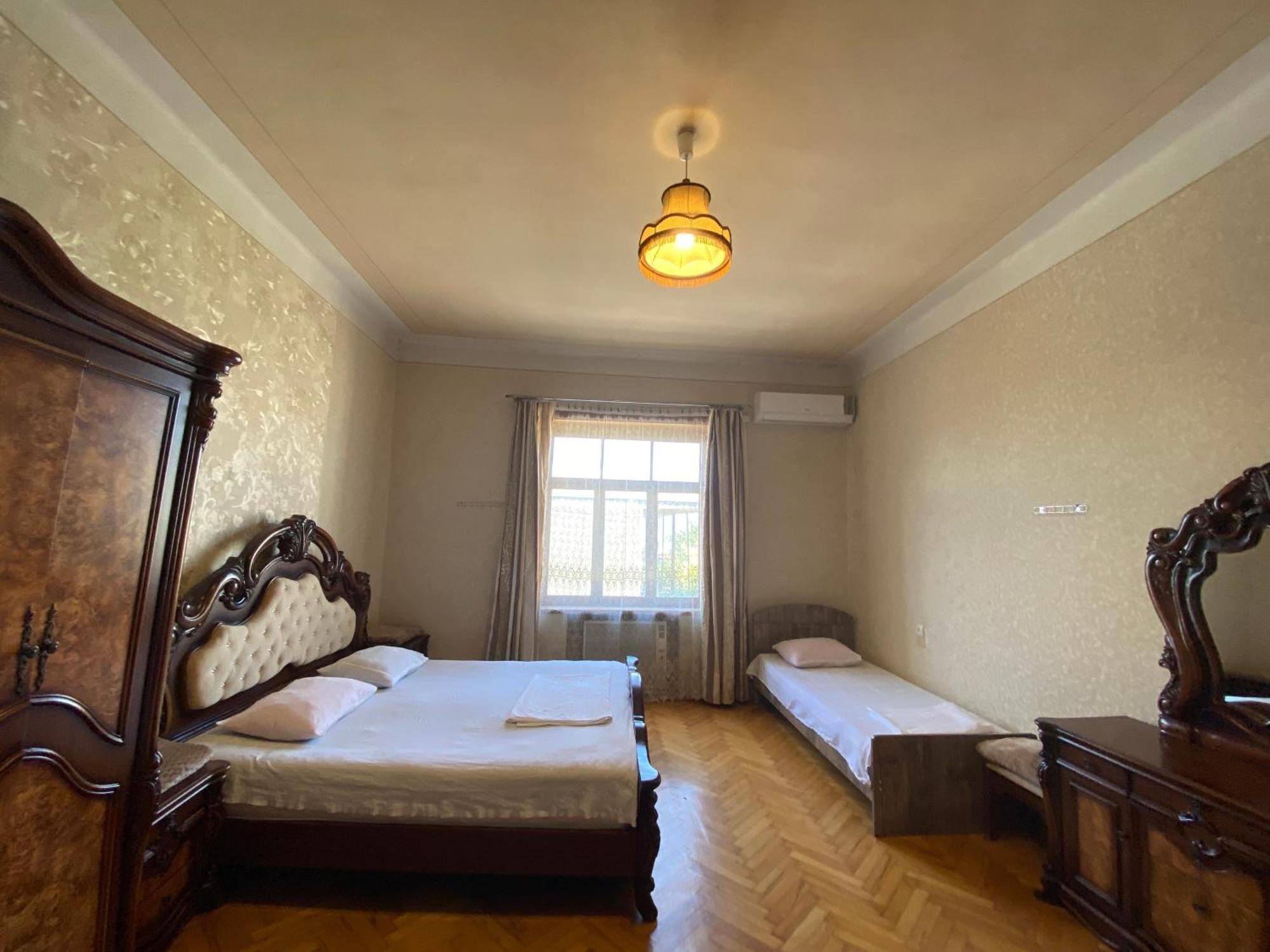 Valiko House In Telavi Hotel Ngoại thất bức ảnh