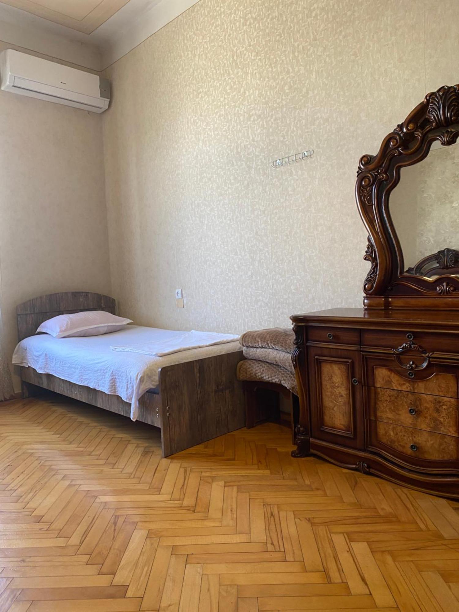 Valiko House In Telavi Hotel Ngoại thất bức ảnh